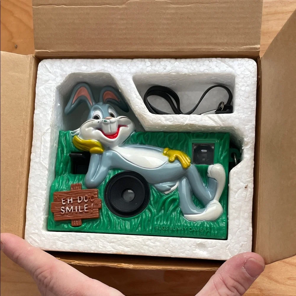 Bugs Bunny Instant Load Camera - Orange/Green Collector Box